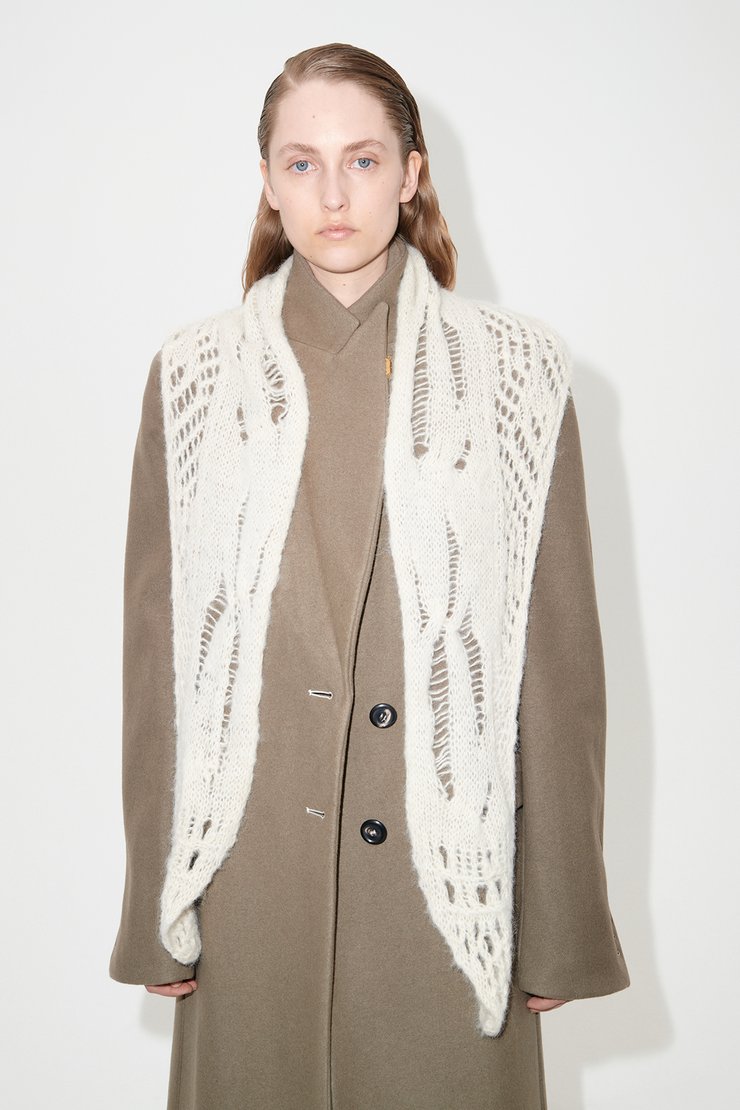 Our Legacy - Triangle Scarf Bone Airy Alpaca