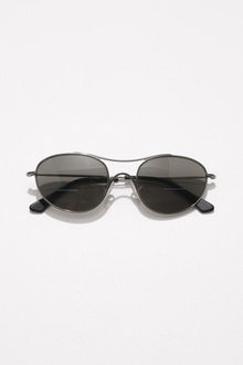 E06396 新品 OUR LEGACY ZWAN サングラス 楽天市場】新品 OUR LEGACY ZWAN サングラス MATTIE SILVER