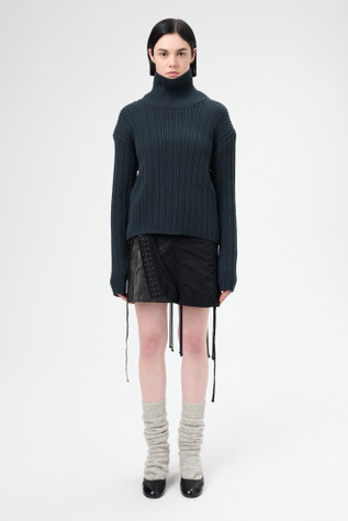 Compact Funnel Phantom Quotidian Wool