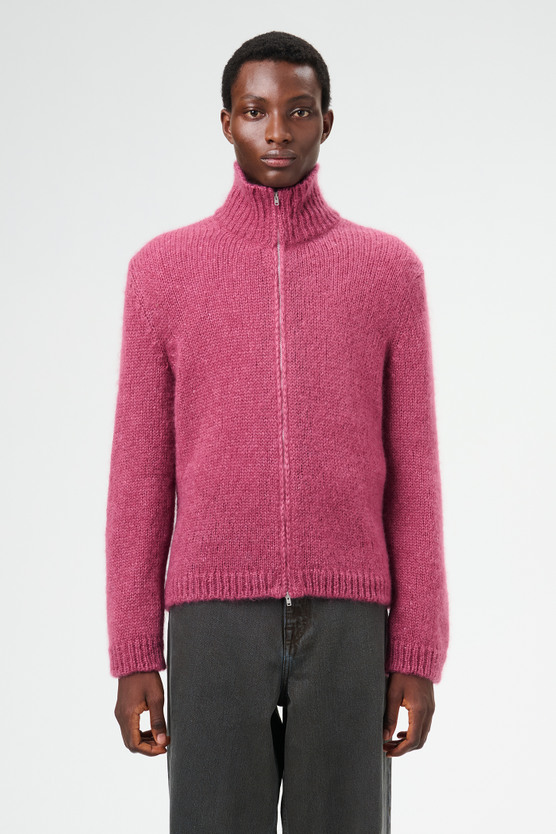 11820_5b60cd14cf-m4243fu_0905-