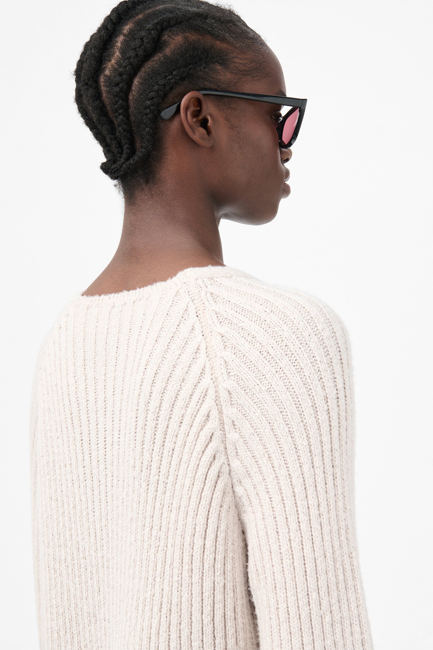 MATE V-NECK 5