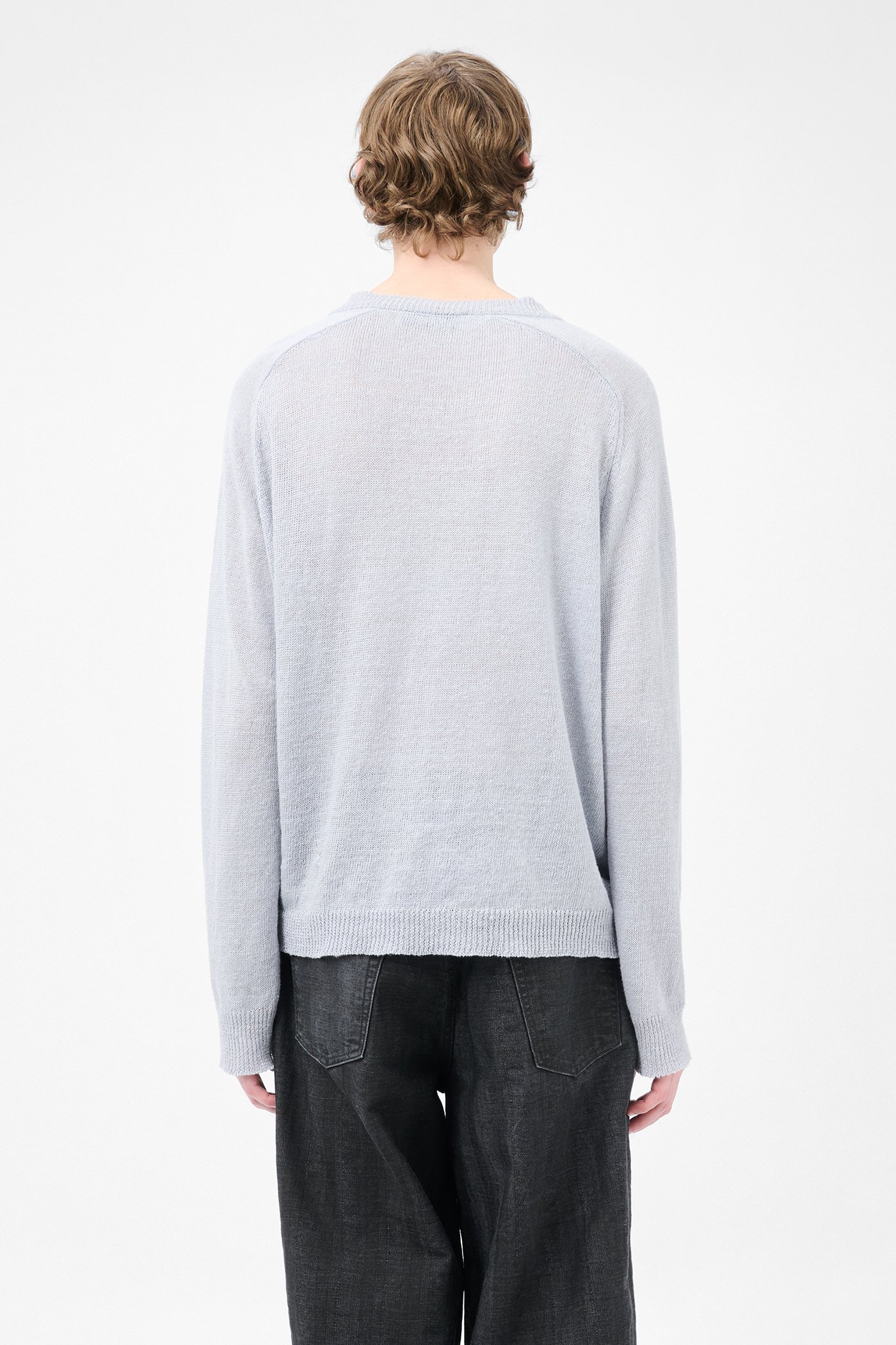 RUE V-NECK 5