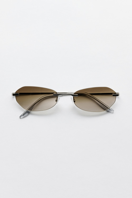 12813_8333fa7d0c-a2258ai_1-