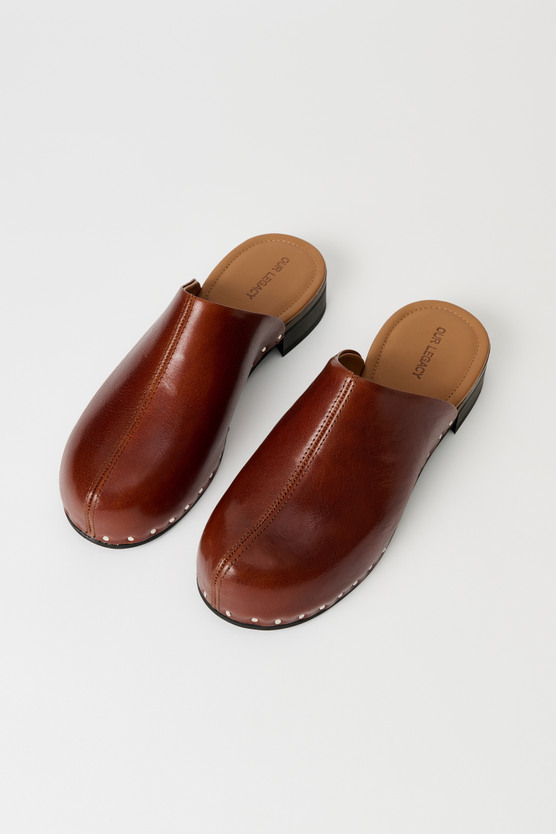 サンダル・ミュール OUR LEGACY NAOTO CLOG Our Legacy - Naoto Clog Castagna Supple Cow Hide