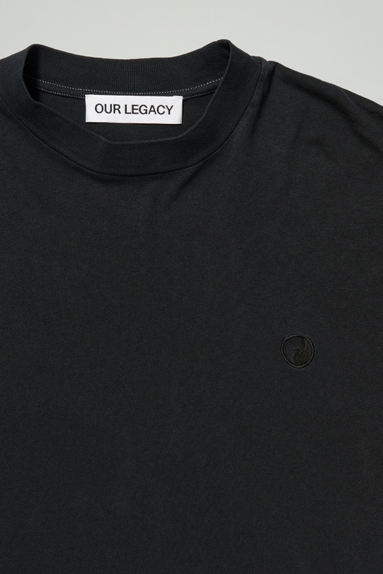 OUR LEGACY W4246TBBLACK 関税送料込 Our Legacy - Work Shop Box Tee Black Yin Yang Tur Print