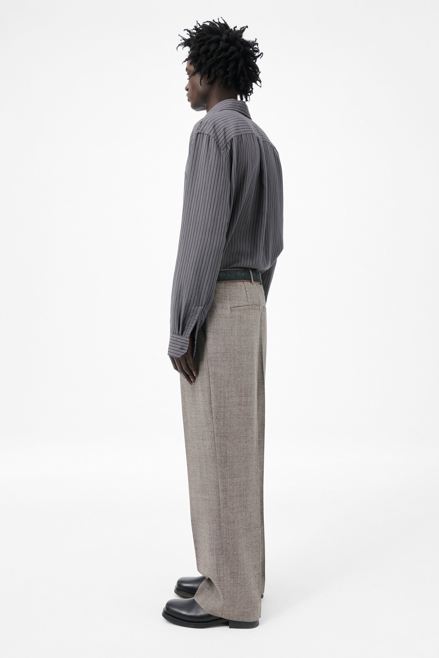 BORROWED CHINO 3
