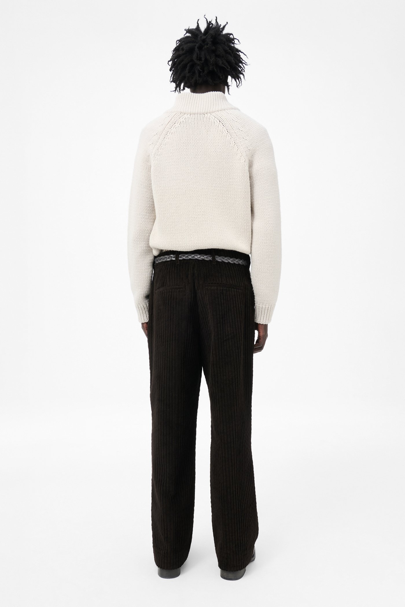 BORROWED CHINO 4