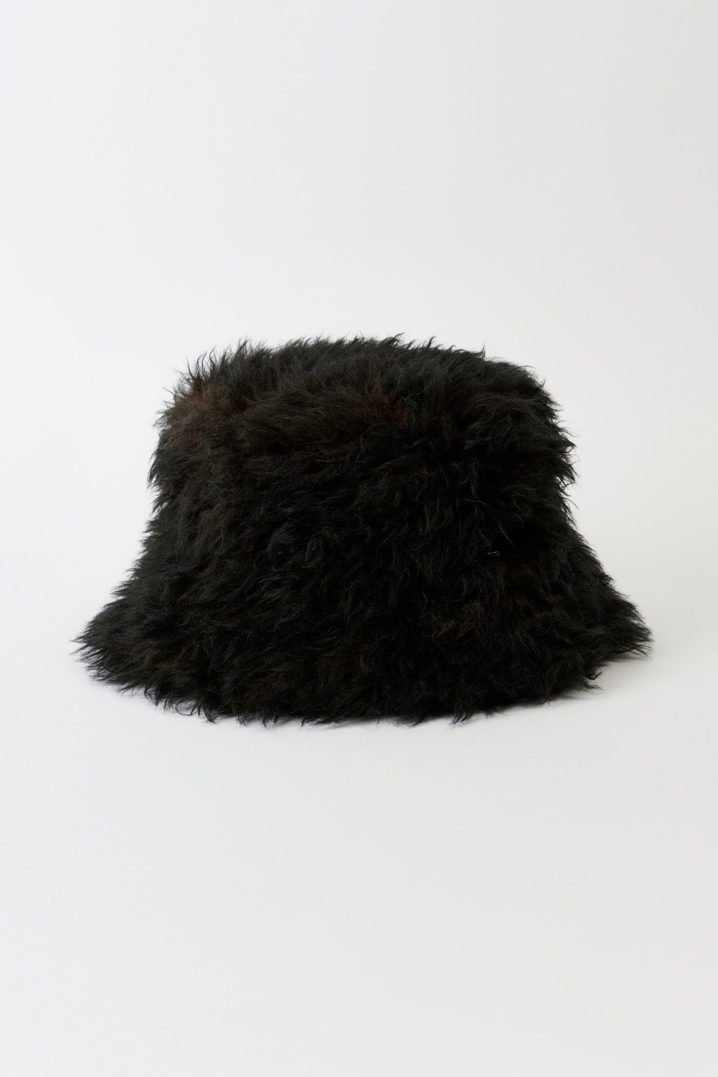 BUCKET HAT 1
