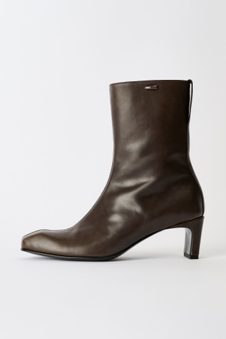Karasu Heel Phantom Tensile Cattle Hide