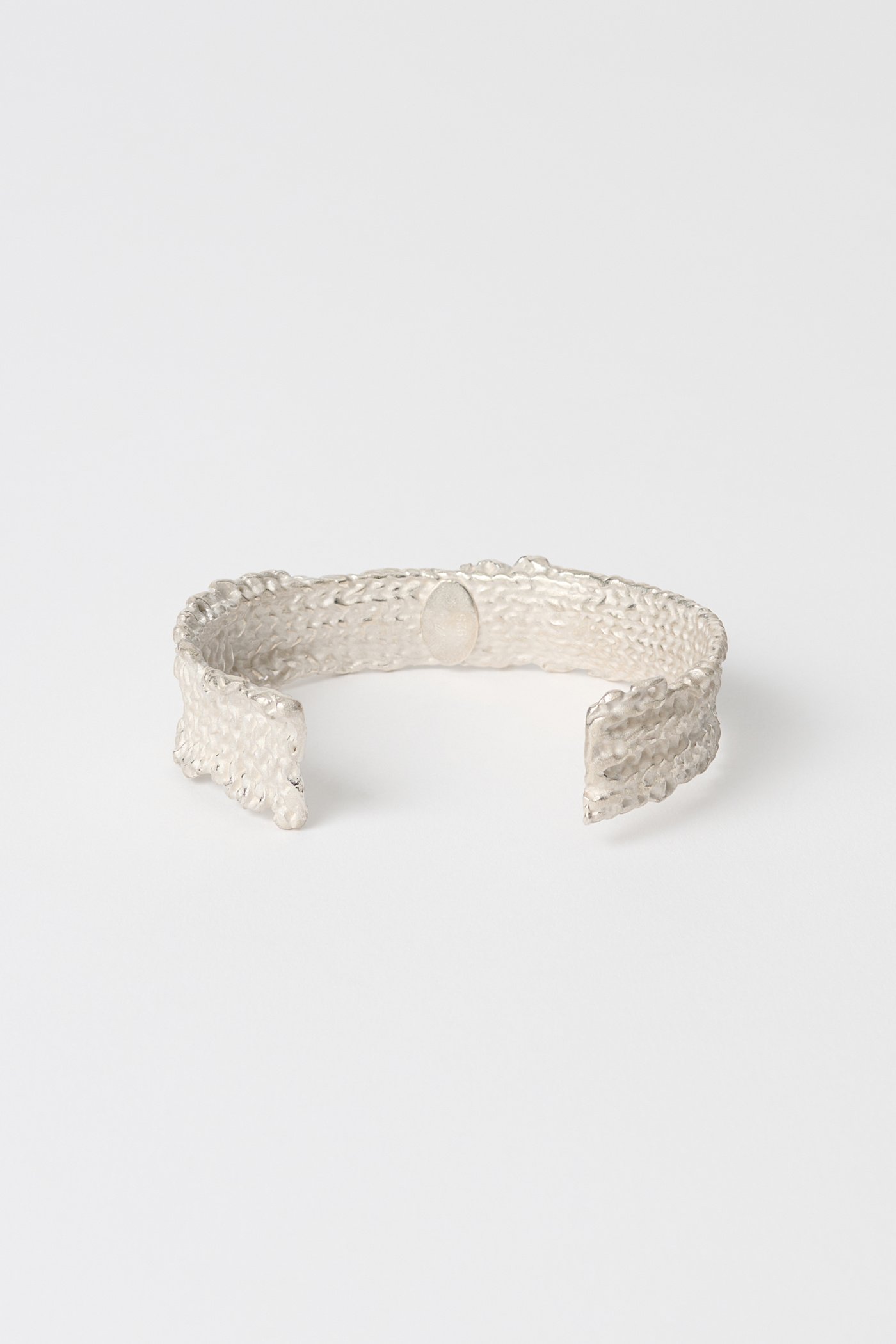 CASTED KNIT BANGLE 4
