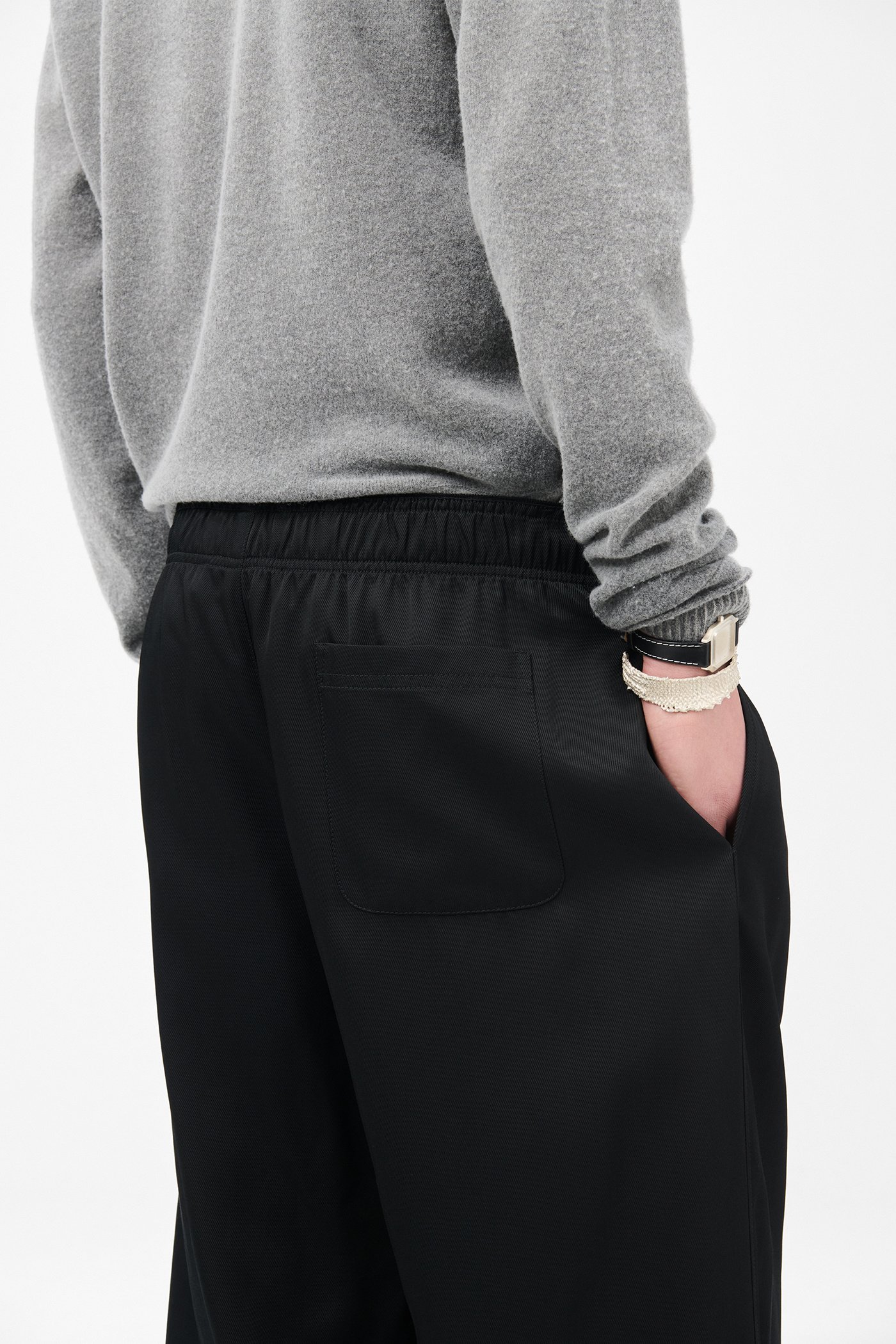 LEISURE TROUSER 4