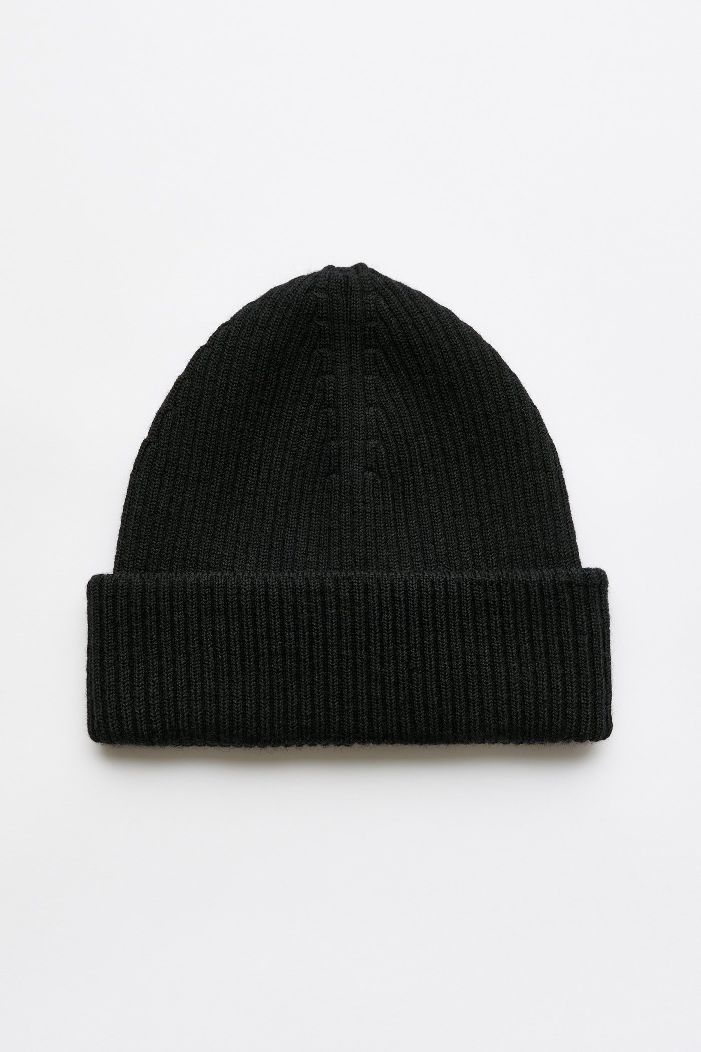 KNIT HAT 1