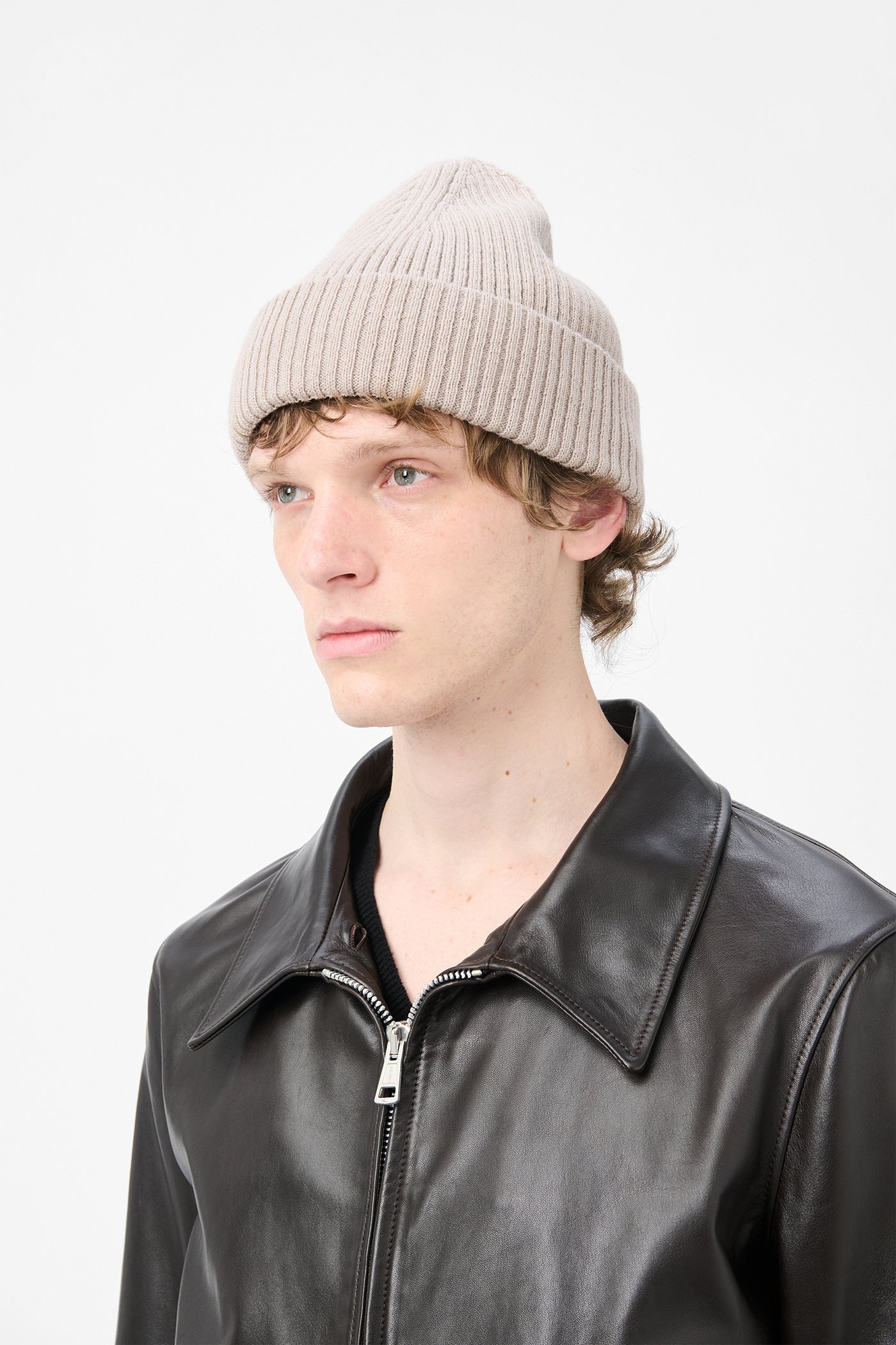KNIT HAT 2