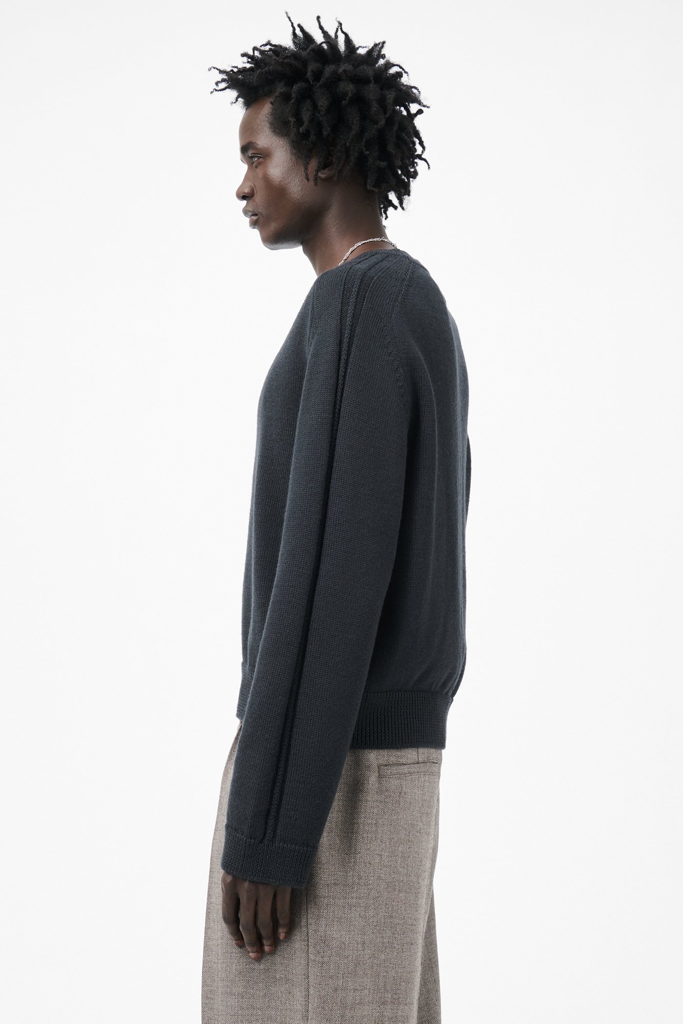 TRUE ROUNDNECK 3