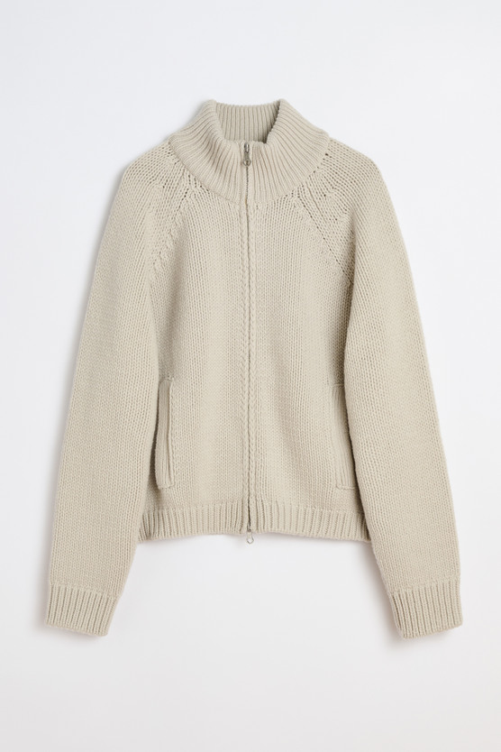 13670_274acc4a99-m4253ub_1-