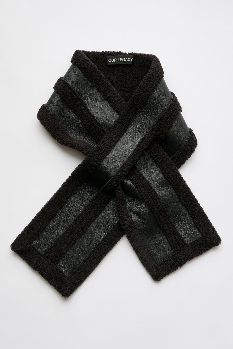 【OUR LEGACY】ESTATE SCARF / Black Check Our Legacy - Estate Scarf Black Fuzzy Alpaca