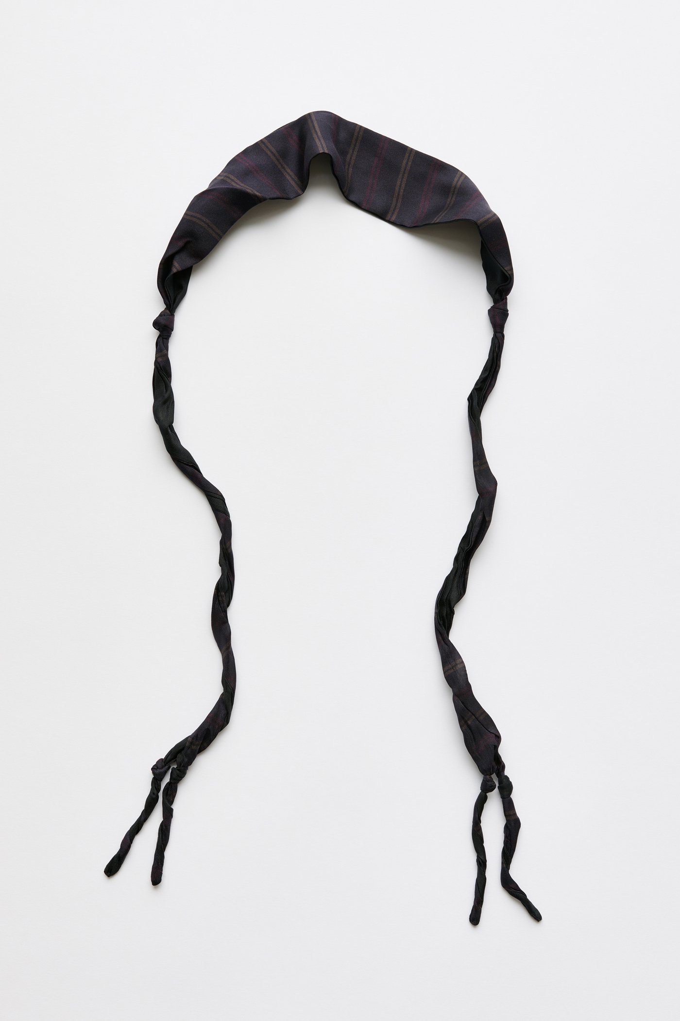 TWISTED TIE 1