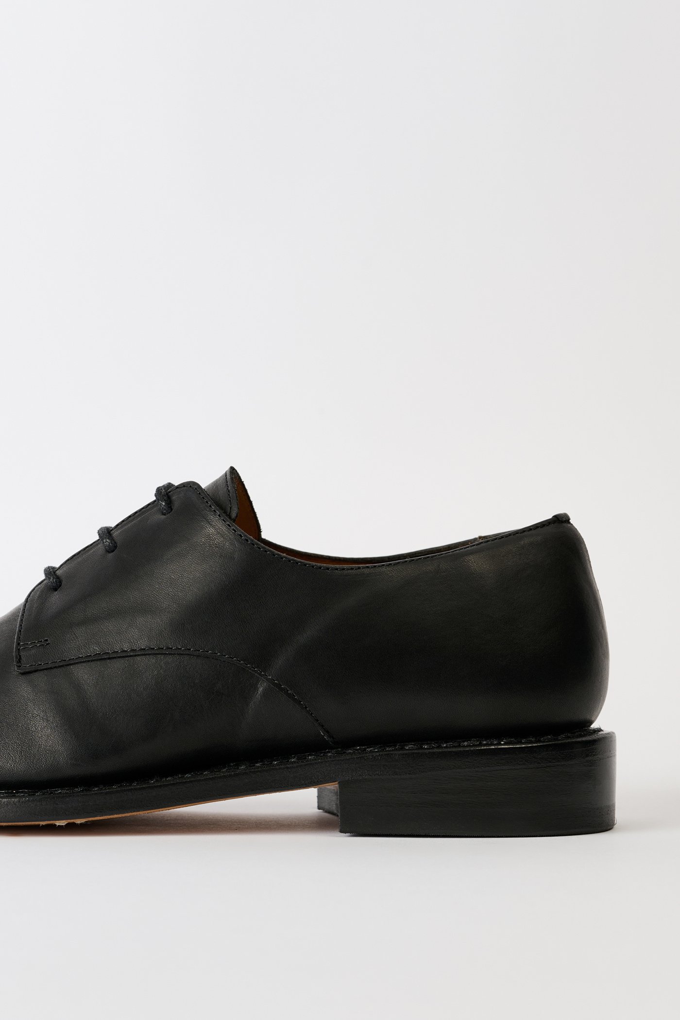 KARASU SHOE 3