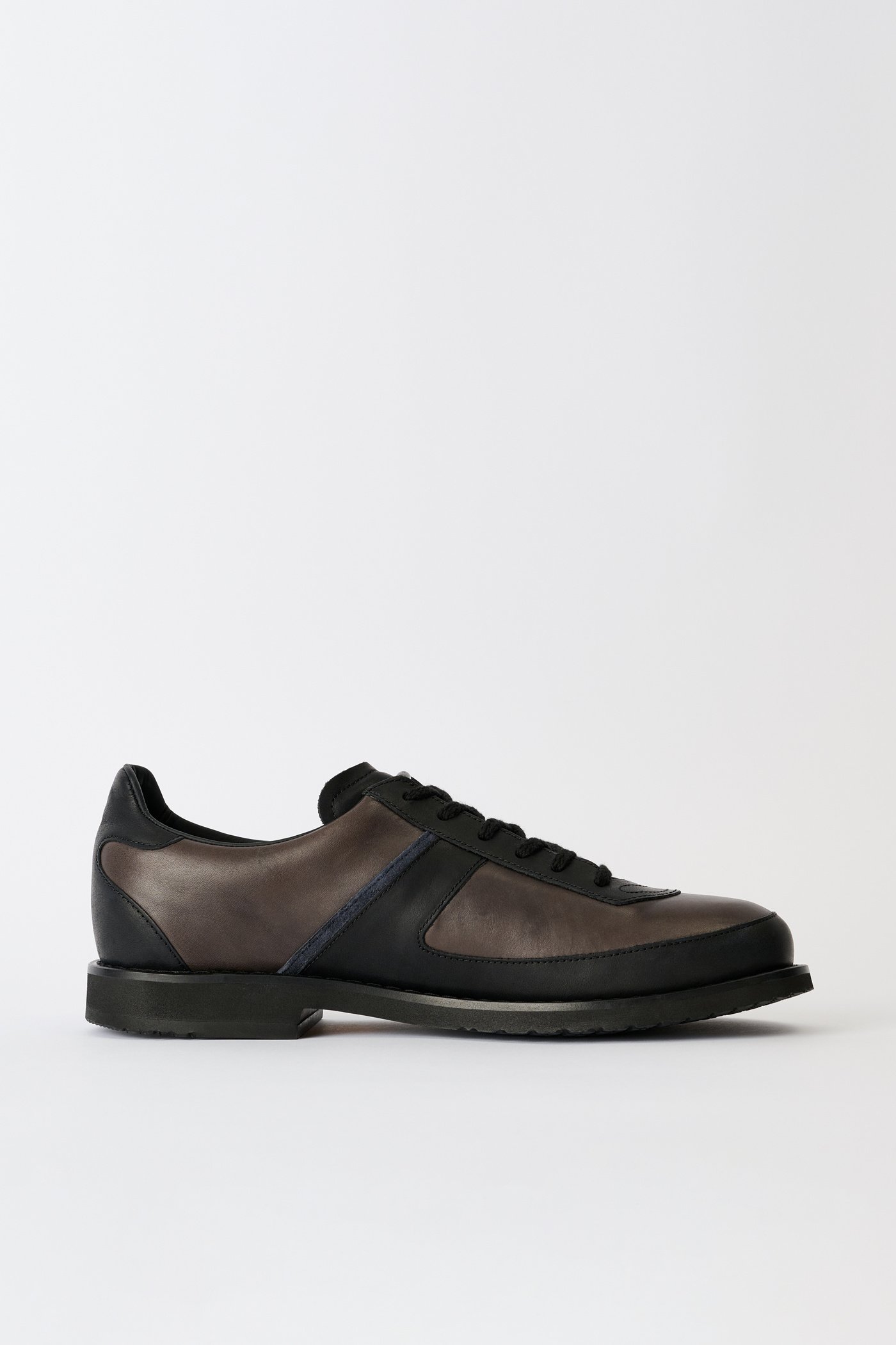 TEN PIN SHOE 4