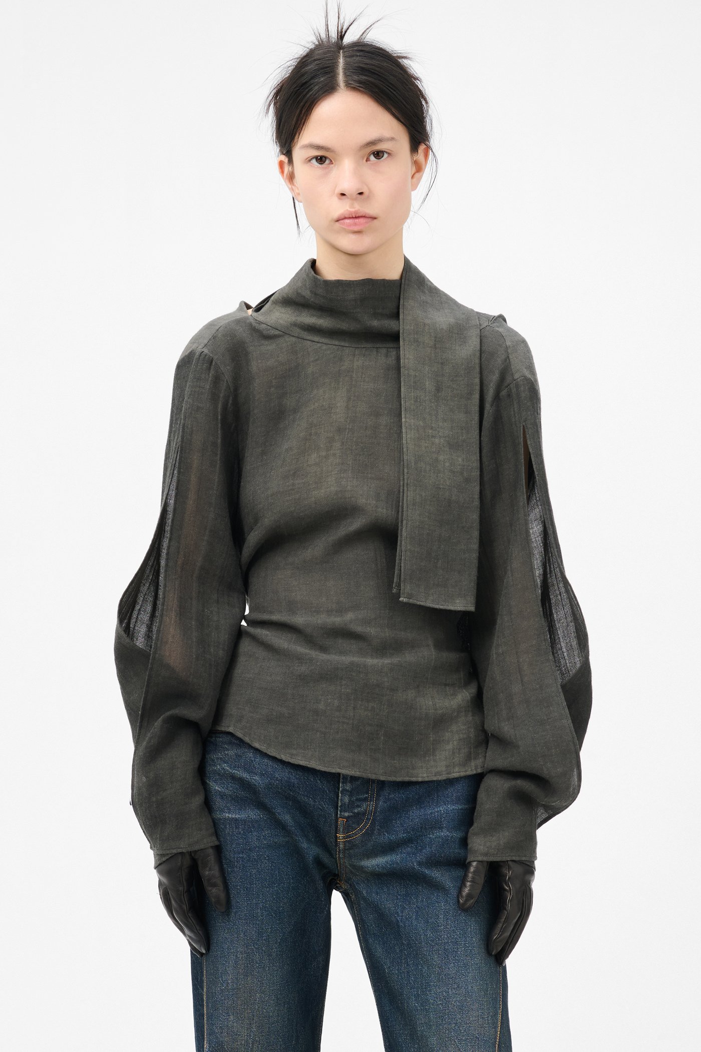 VIRTUOUS BLOUSE 2