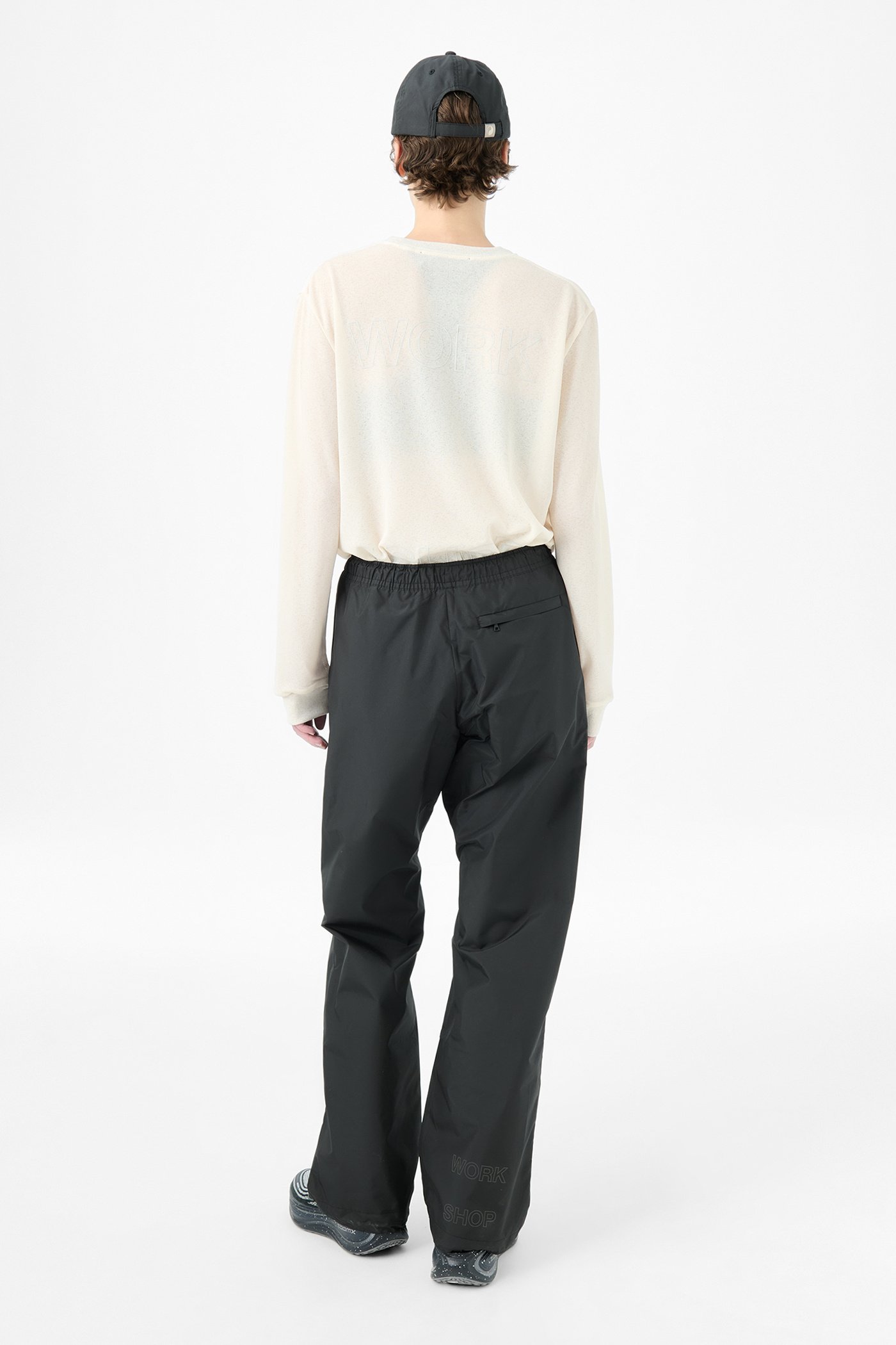 WIND PANTS 10