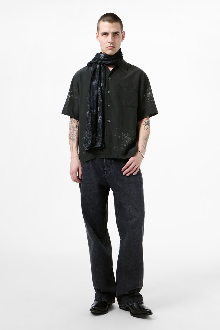 Every Shirt Shortsleeve Skull Vine Print