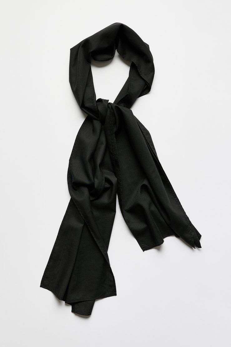 Layered Scarf Void Black Veil Wool