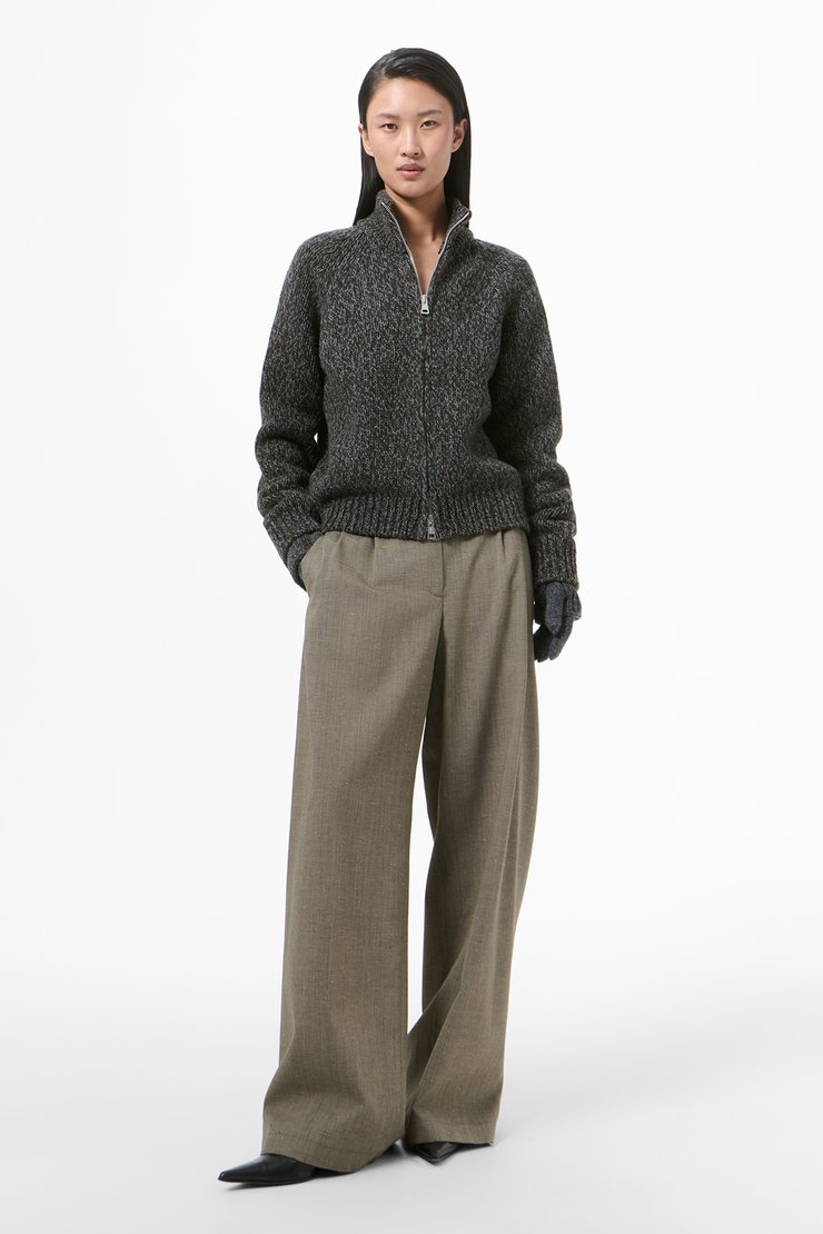 Flight Zip Cardigan Stately Low Twist Merino