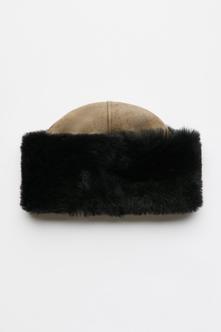 Blizzard Hat Smoky Black Dry Shearling