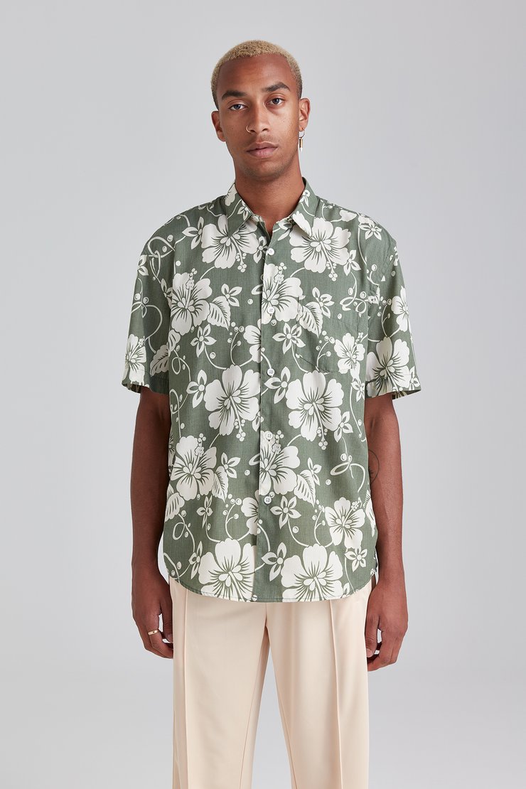 INITIAL SHORT SLEEVE SHIRT