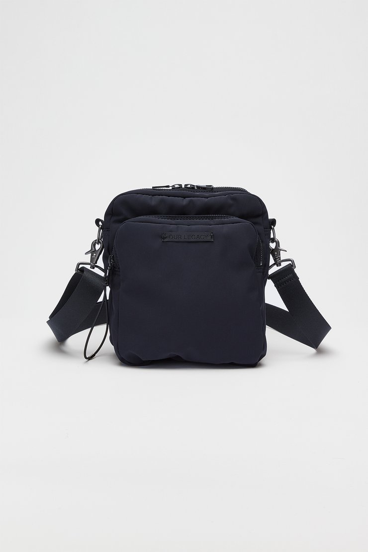 VALVE CROSS BODY