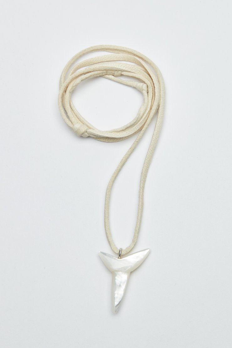 TOOTH NECKLACE