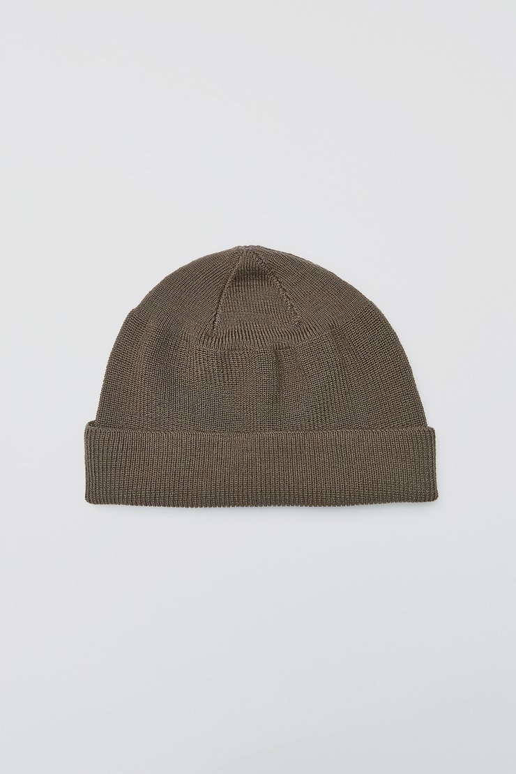 KNITTED HAT