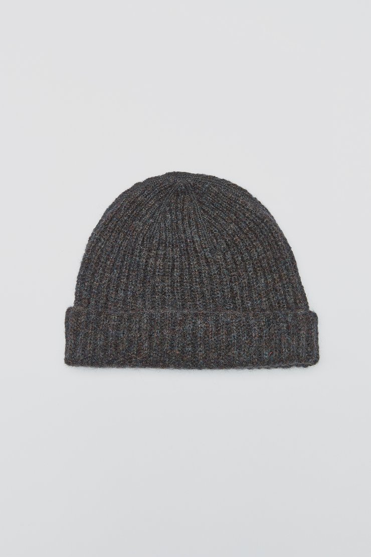KNITTED HAT