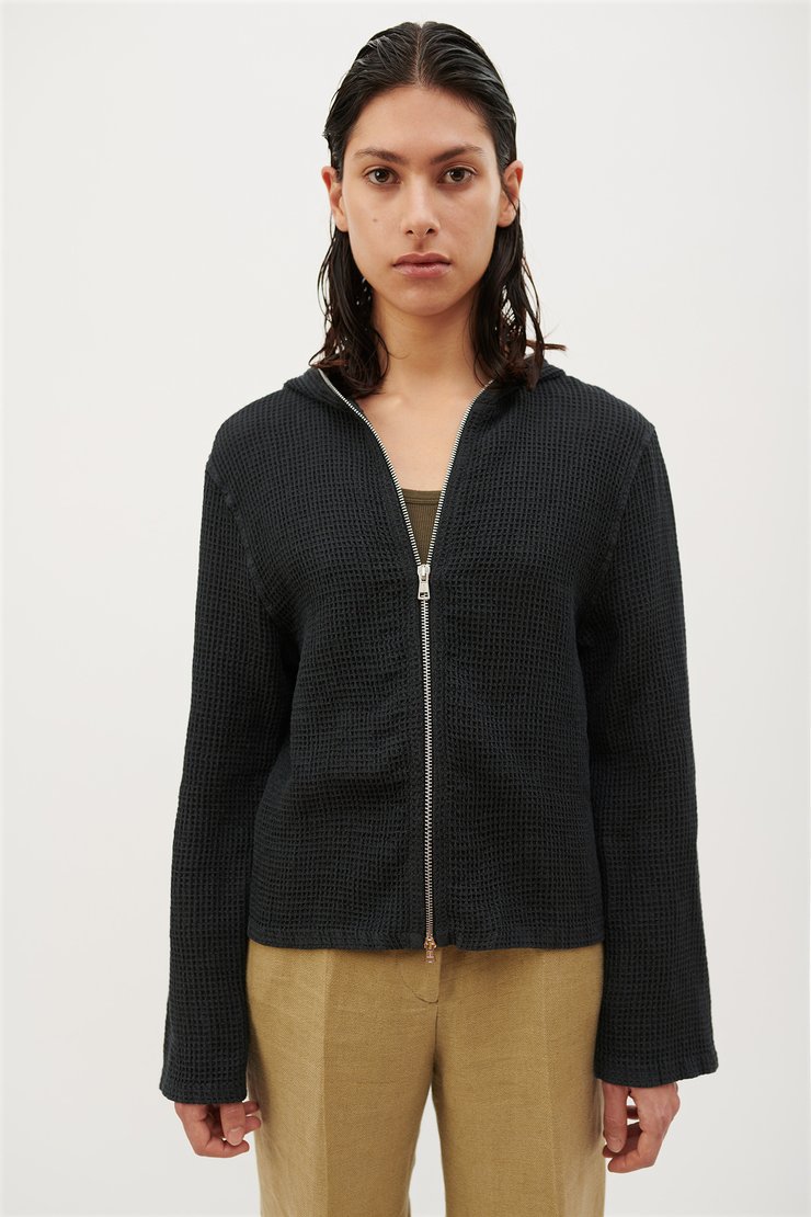INTACT ZIP HOODIE