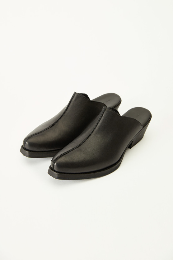 MULE SLIP ON
