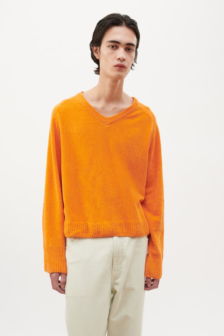 V-NECK RAGLAN