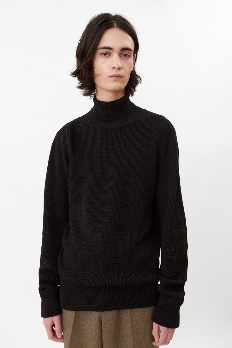 SUBMARINE ROLLNECK