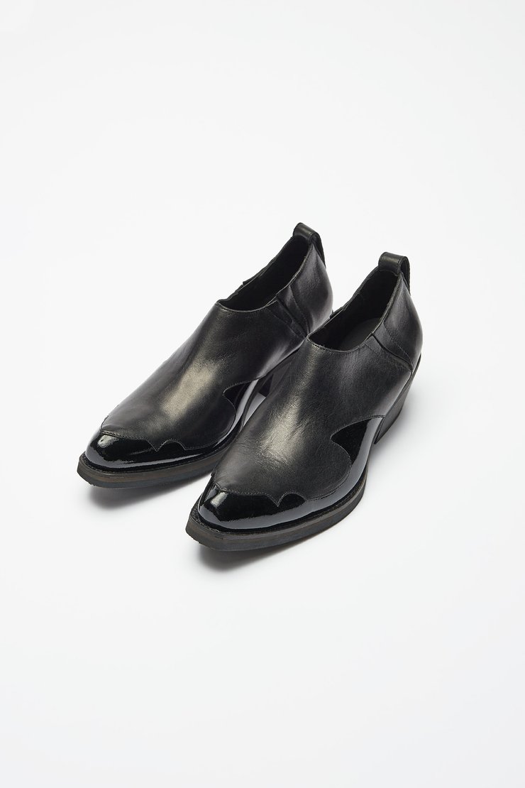 ANKLE BOOT