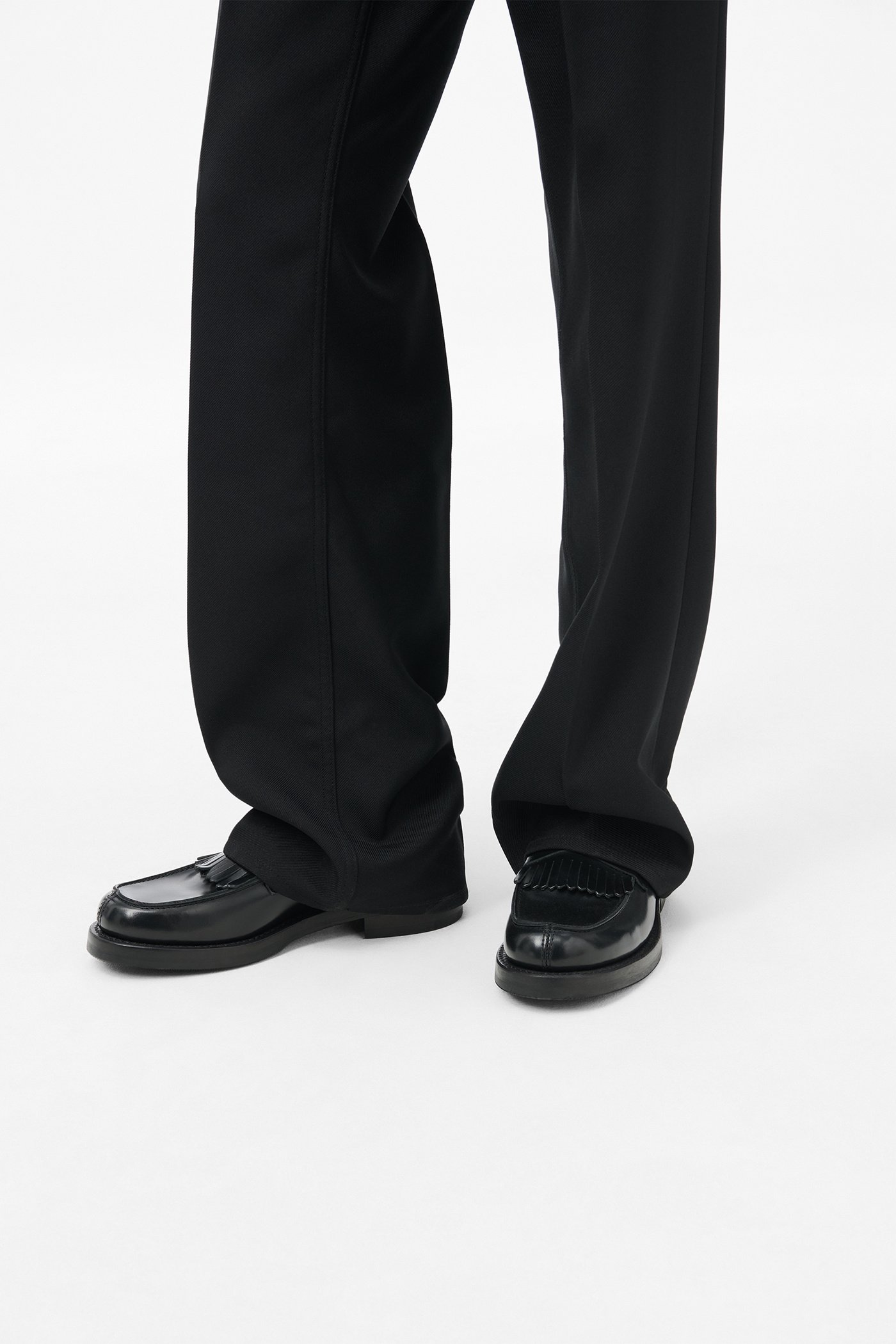 LOAFER 6