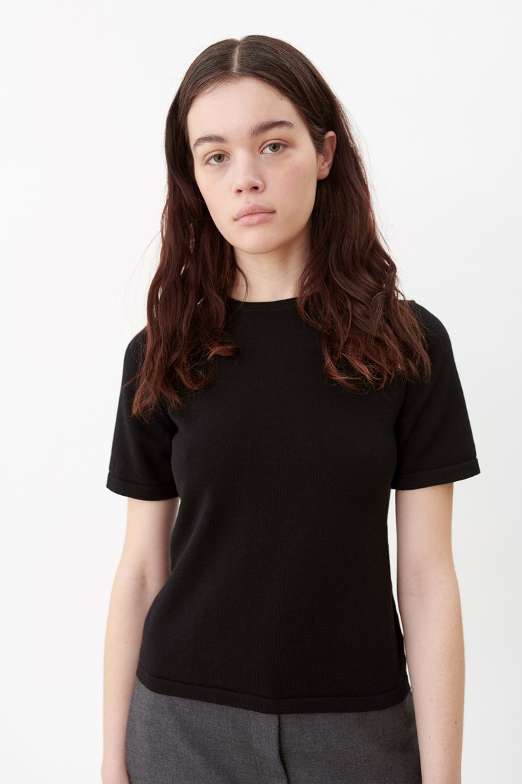 KNIT T-SHIRT