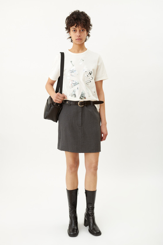 SQUARE ROUND NECK