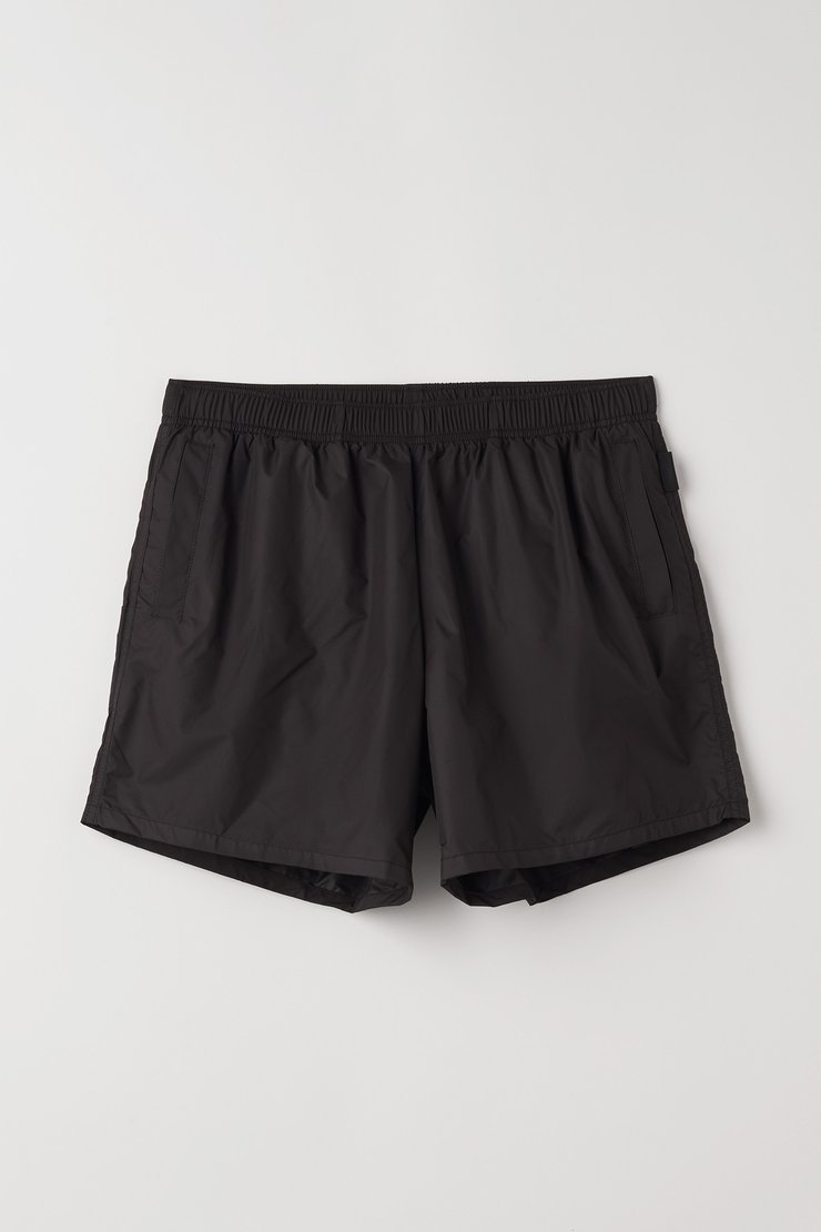 DRAPE TECH TRUNKS