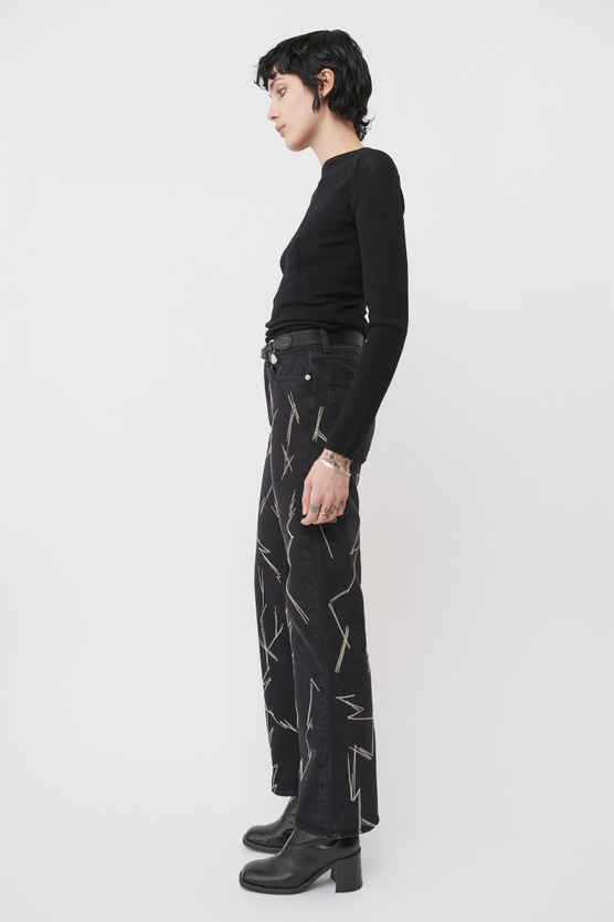LINEAR CUT