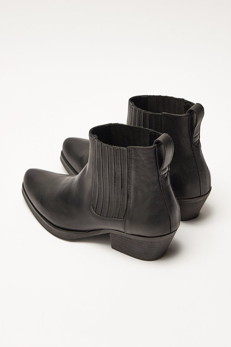 our legacy cuban boot black