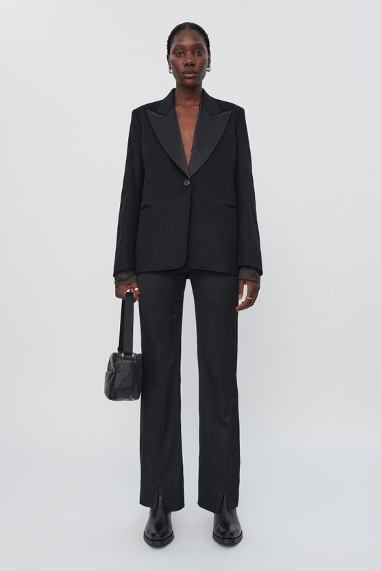 パンツ OUR LEGACY 24AW TUXEDO CAPRI BLACK 50 Our Legacy - Tuxedo Capri Maitre D Black Wool