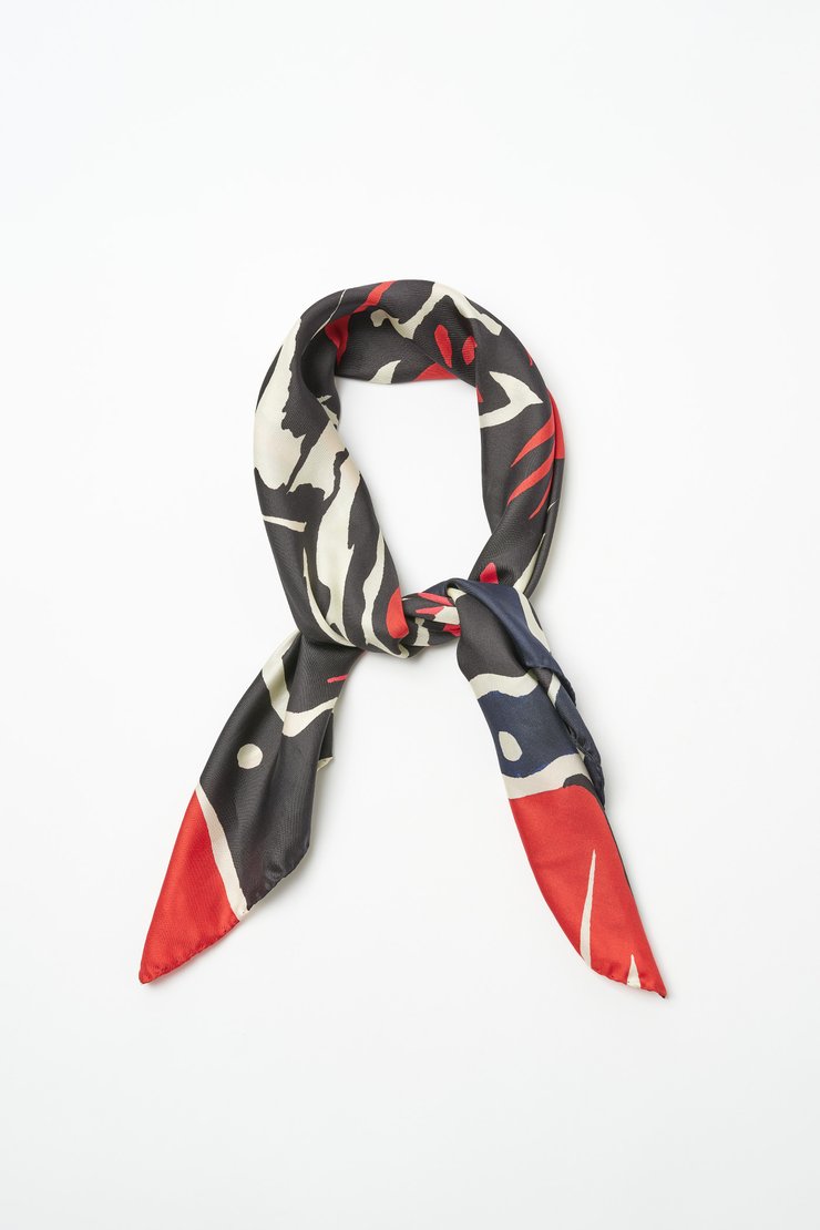 SILK SCARF