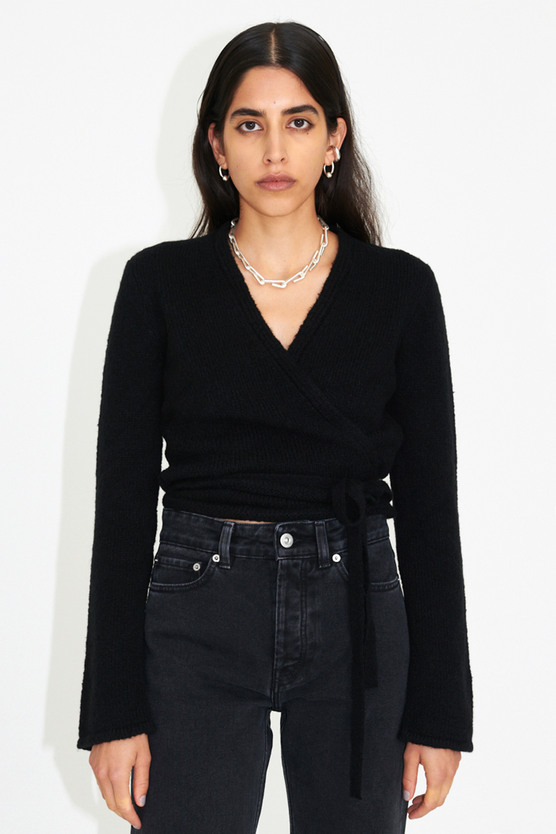 WRAP KNIT
