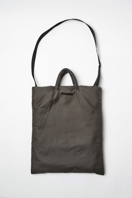 PILLOW TOTE