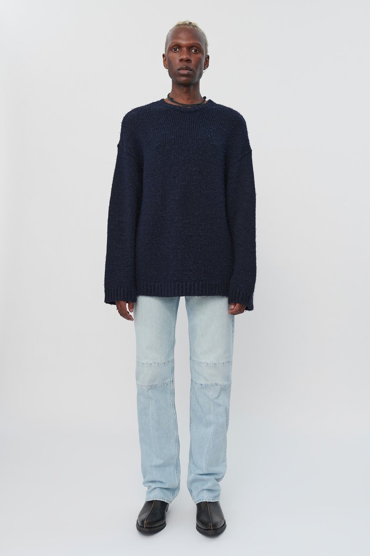 BASE ROUNDNECK